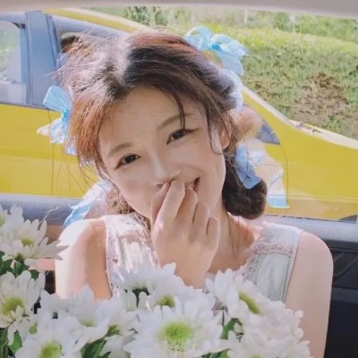 当众离婚弃妇竟是总裁白月光隐婚娇妻竟是首富千金